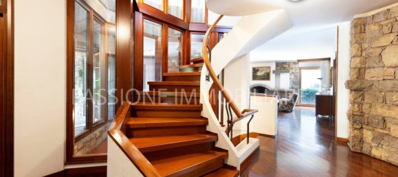 5 bedrooms Villa in Brescia, Italy No. 265542 5