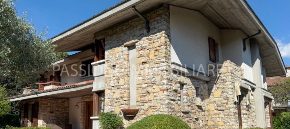 5 bedrooms Villa in Brescia, Italy No. 265542 3