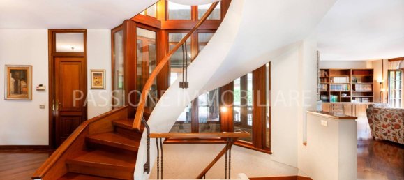 5 bedrooms Villa in Brescia, Italy No. 265542 4