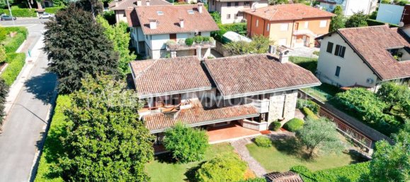 5 bedrooms Villa in Brescia, Italy No. 265542 27