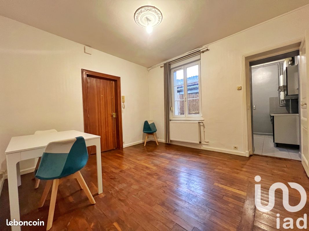 Apartamento de 1 dormitorio en Reims, France No. 52098
