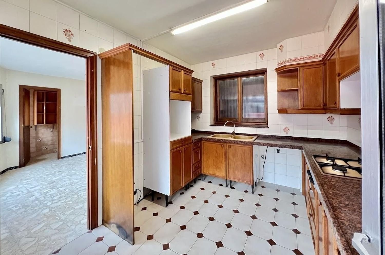 Gebäude in Barcelona, Spain 372m², Nr. 76940