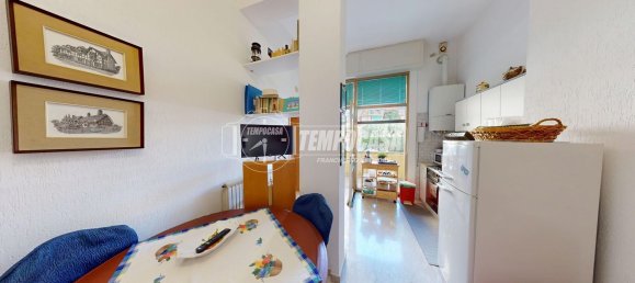 Квартира с 2 спальнями в Пьетра Лигуре, Италия № 379721 5