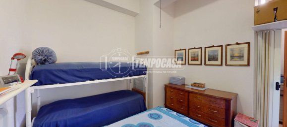 Квартира с 2 спальнями в Пьетра Лигуре, Италия № 379721 8