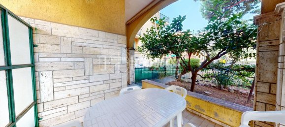 Квартира с 2 спальнями в Пьетра Лигуре, Италия № 379721 11