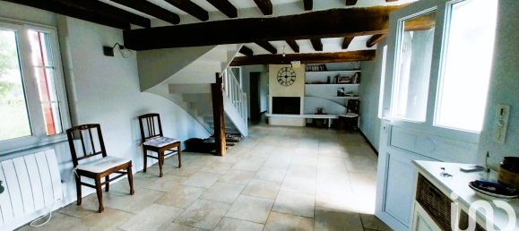 3 bedrooms House in Yevres, France No. 263821 4