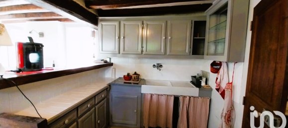 3 bedrooms House in Yevres, France No. 263821 6