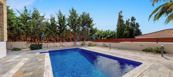 5 bedrooms Villa in Kissonerga, Cyprus No. 5183 5