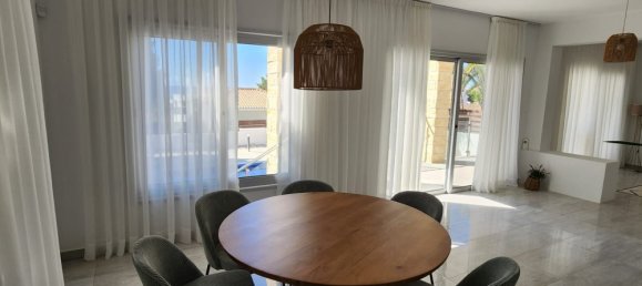 5 bedrooms Villa in Kissonerga, Cyprus No. 5183 25