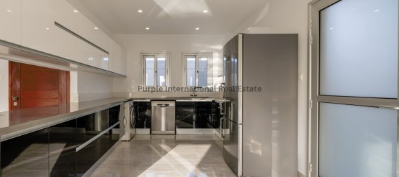 5 bedrooms Villa in Kissonerga, Cyprus No. 5183 2