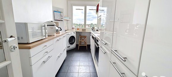 3 bedrooms Apartment in Saint-Cloud, France No. 318276 5