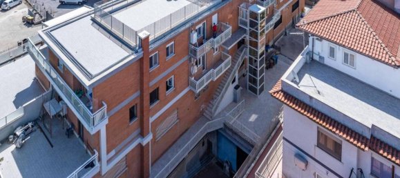 2-salle Appartement à Rome, Italy No. 23112 7