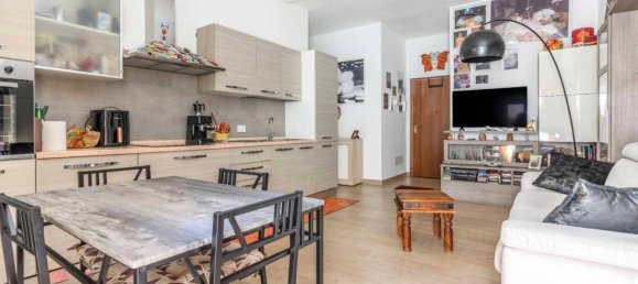 2-salle Appartement à Rome, Italy No. 23112 2