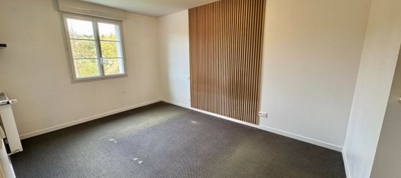 4 bedrooms House in Laval, France No. 357862 6