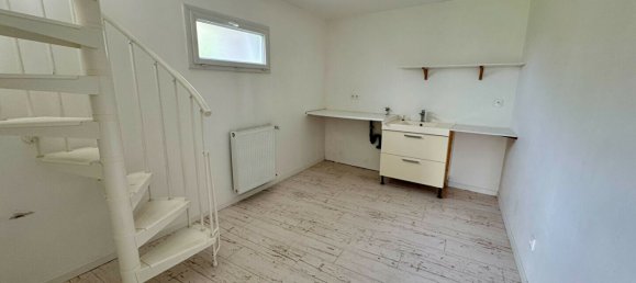 4 bedrooms House in Laval, France No. 357862 9