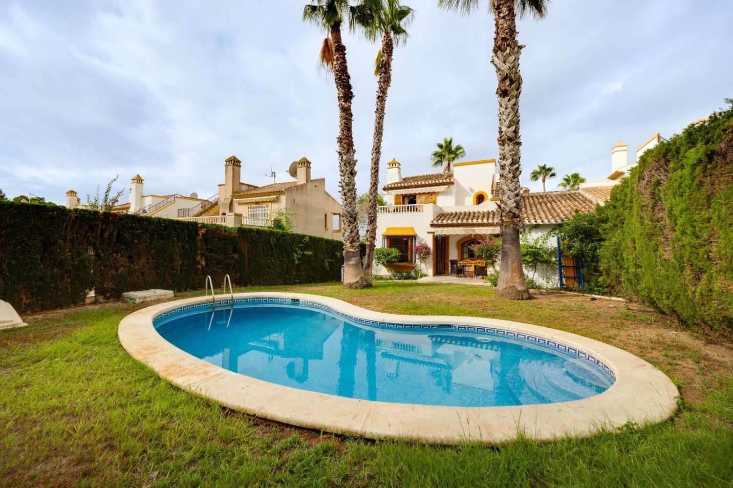 3 Schlafzimmer Haus in Alicante, Spain, Nr. 209030