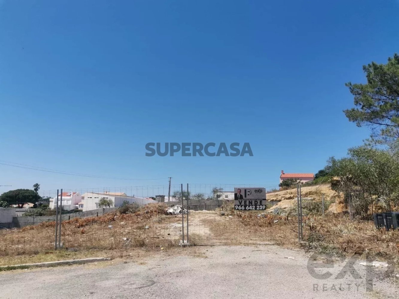  قطعة أرض في Almada, Portugal 600متر مربع رقم 308541