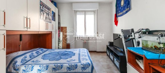 Квартира с 3 комнатами в Милан, Италия № 246451 16