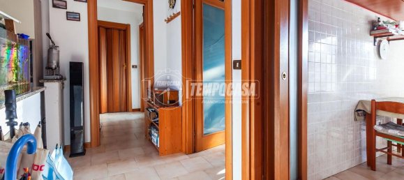 Квартира с 3 комнатами в Милан, Италия № 246451 10