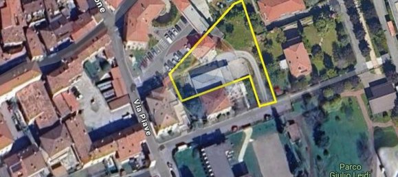 1597m² Land in Treviolo, Italy No. 265226 7