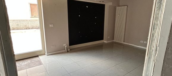 234m² Commercial property in Asti, Italy No. 274138 7