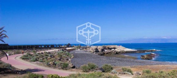 Villa in Guia de Isora, Spain, Nr. 13775 2