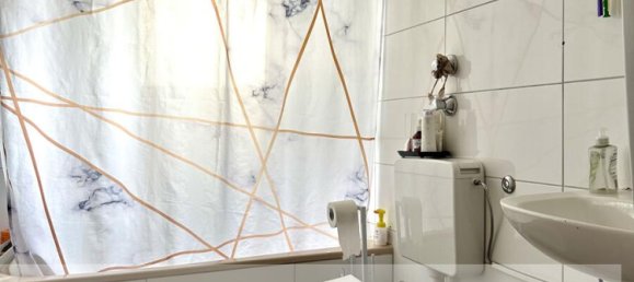 Квартира с 2 спальнями в Веттерау, Германия № 368696 3