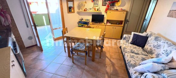 2 bedrooms Apartment in Comacchio, Italy No. 373879 6