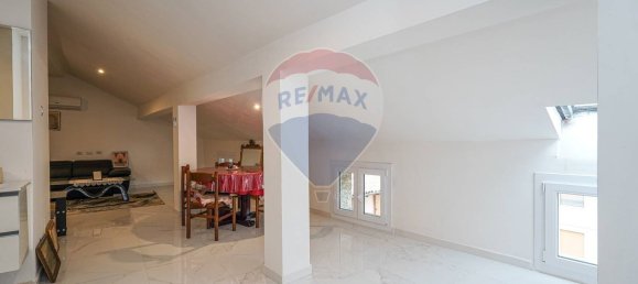 4 Schlafzimmer Haus in Bonate Sotto, Italy, Nr. 360476 16