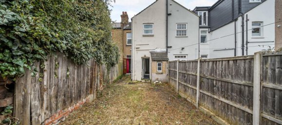 2 Schlafzimmer Haus in London, United Kingdom, Nr. 7575 10