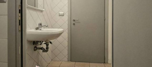 Propiedad comercial de 2 habitaciónes en Porto San Giorgio, Italy No. 214424 14