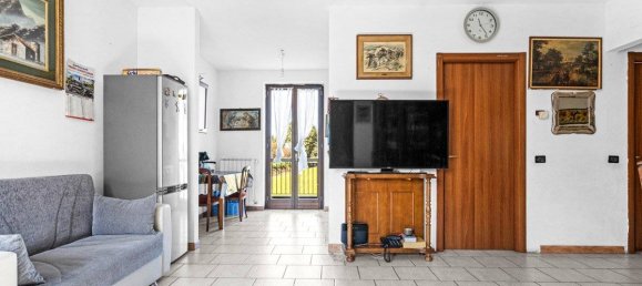 2 Schlafzimmer Wohnung in Zerbolò, Italy, Nr. 380002 15