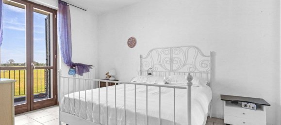 2 Schlafzimmer Wohnung in Zerbolò, Italy, Nr. 380002 2