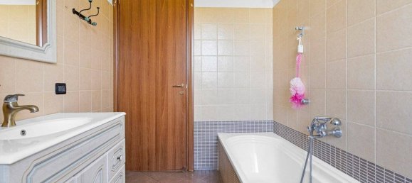 2 Schlafzimmer Wohnung in Zerbolò, Italy, Nr. 380002 20