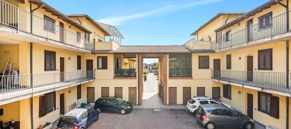 2 Schlafzimmer Wohnung in Zerbolò, Italy, Nr. 380002 12