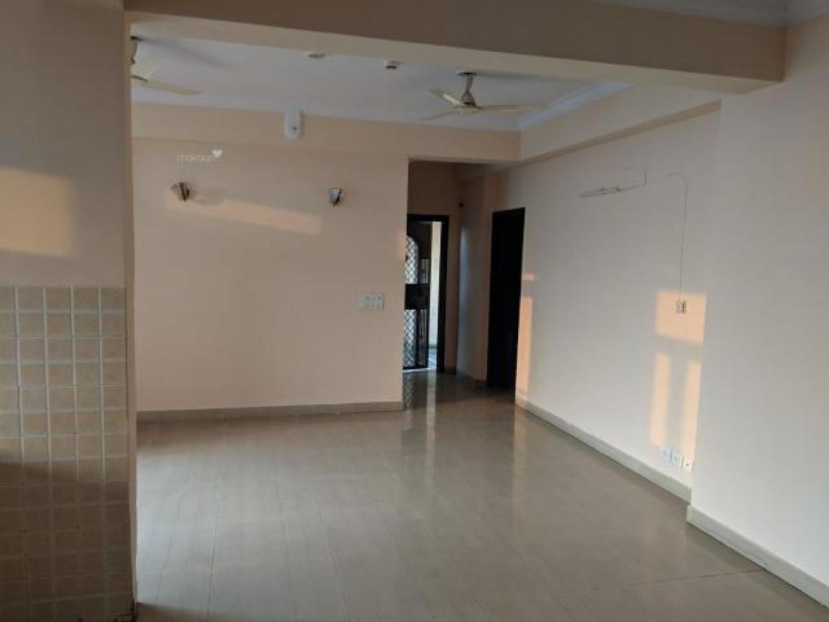 3 bedrooms House in Ghaziabad, India No. 21774