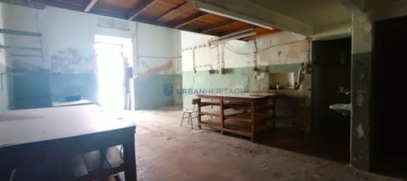 65m² Commercial property in Lisbon, Portugal No. 147656 11