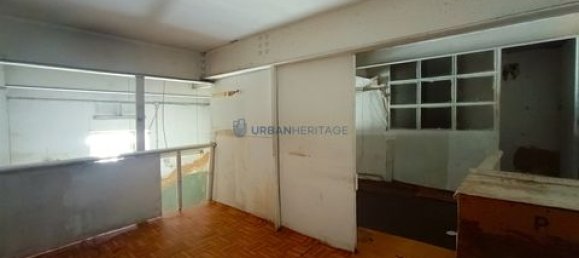 65m² Commercial property in Lisbon, Portugal No. 147656 10