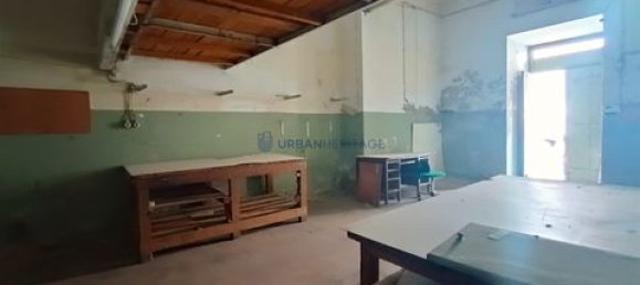 65m² Commercial property in Lisbon, Portugal No. 147656 2