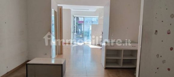 1-salle Propriété commerciale à Scafati, Italy No. 309259 2