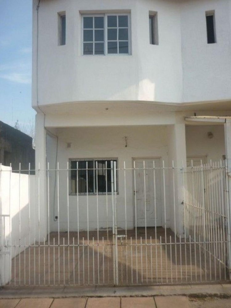 2 bedrooms House in San Miguel, Argentina No. 96967