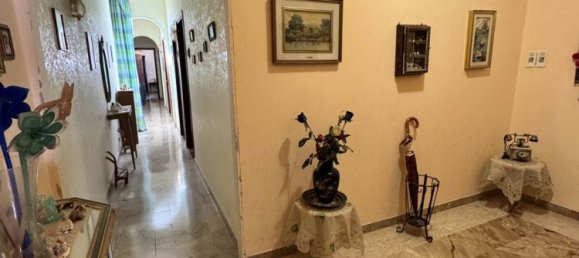 6-salle Appartement à Erice, Italy No. 142153 8
