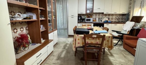 6-salle Appartement à Erice, Italy No. 142153 10