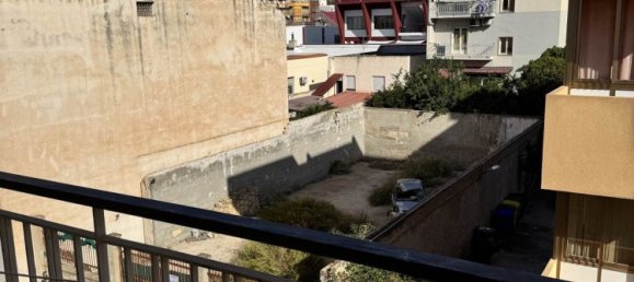 6-salle Appartement à Erice, Italy No. 142153 9