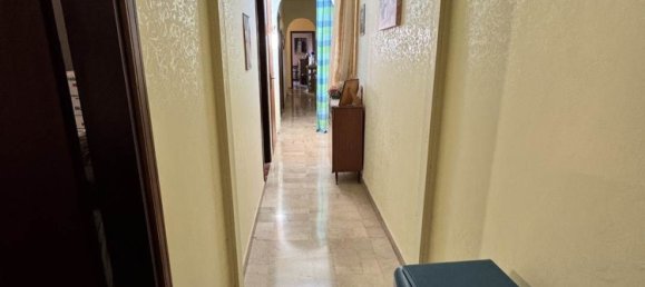 6-salle Appartement à Erice, Italy No. 142153 3