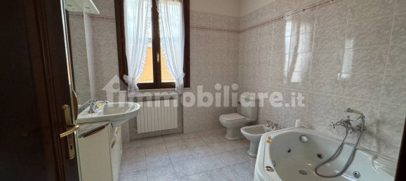 4 bedrooms Villa in San Possidonio, Italy No. 279299 11