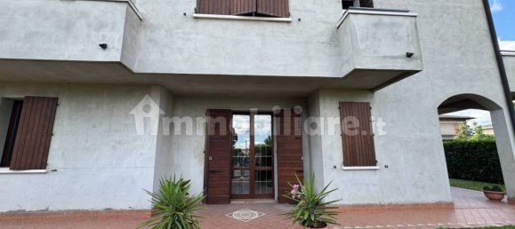 4 bedrooms Villa in San Possidonio, Italy No. 279299 2