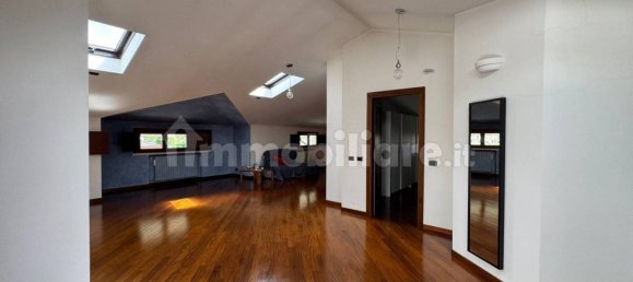 4 bedrooms Villa in San Possidonio, Italy No. 279299 12