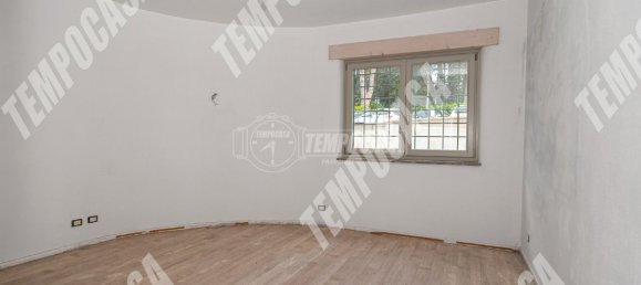 Studio in Campagnano di Roma, Italy No. 136698 2