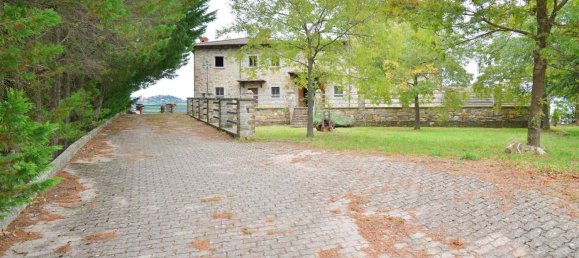 30 rooms House in Montefiorino, Italy No. 206922 13